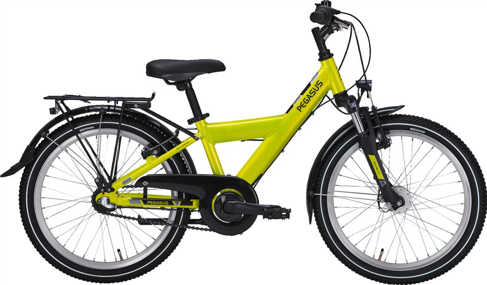 Sportieve jongensfiets met 3 versn. De fiets valt kleiner uit dan een normale 20", daardoor past deze fiets al eerder, ongeveer de hoogte van 18".